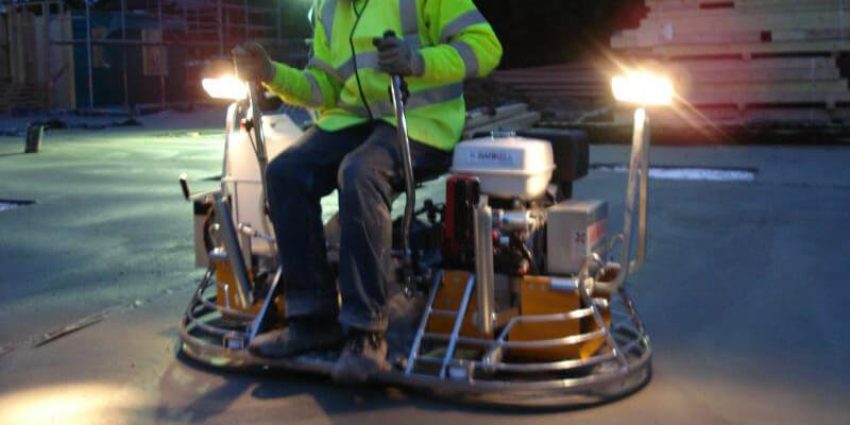 Các giai đoạn xoa nền bê tông từ xoa thô đến xoa hoàn thiện