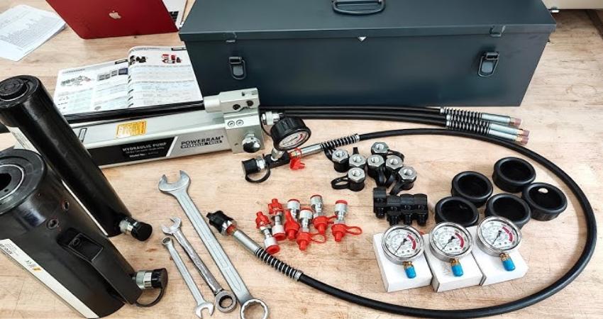 Các thiết bị phụ trợ cho tách mặt bích thủy lực