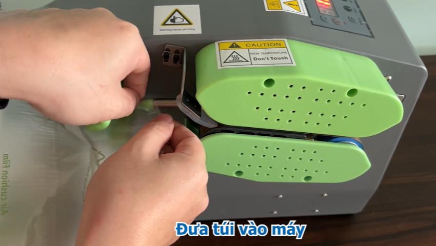 Hướng dẫn sử dụng máy thổi túi đệm khí 1