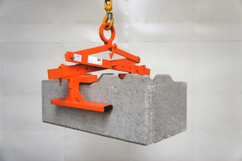 Cách vận hành của kẹp cẩu đá