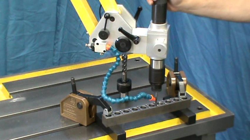 Chi tiết từng bước lắp ráp máy taro dùng khí nén 2