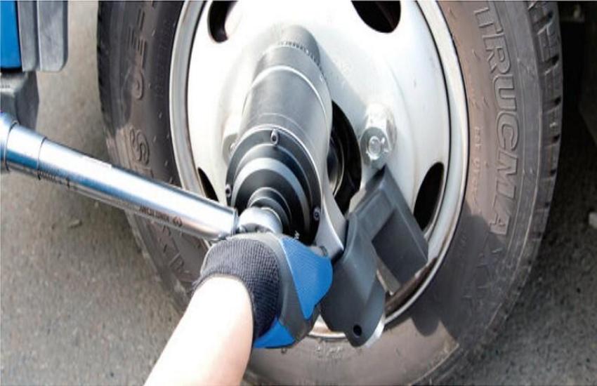 Ứng dụng cờ lê nhân lực trong công nghiệp nặng