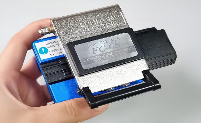 Dao cắt sợi quang là gì?