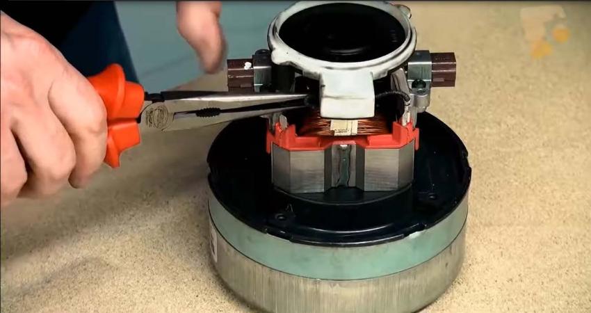 Dấu hiệu nhận biết đã đến lúc thay thế chổi than