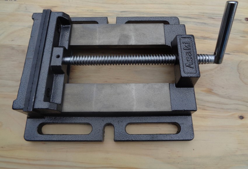 ê tô bàn khoan 4 inch