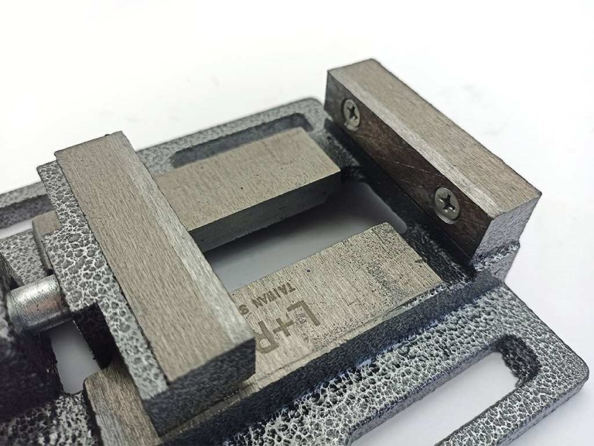 ê tô bàn khoan 4 inch