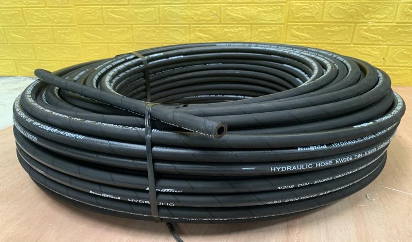 Giá ống thủy lực bố vải hiện nay