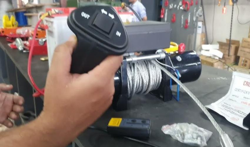 Hướng dẫn lắp đặt tời điện trên cầu xoay 360 độ