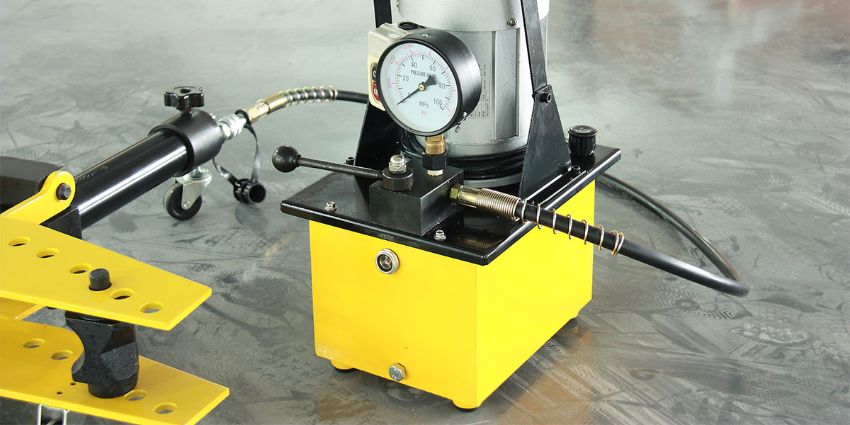 Hướng dẫn sử dụng máy uốn ống thủy lực hiệu quả và an toàn