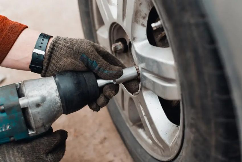 Hướng dẫn sử dụng súng xiết bu lông an toàn hiệu quả