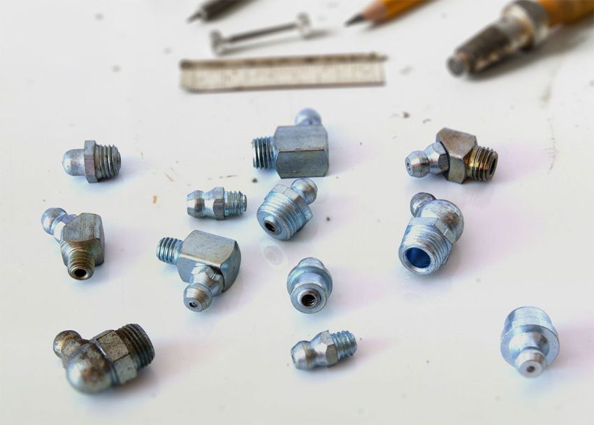 Hướng dẫn xác định kích thước ren đầu bơm mỡ đúng cách