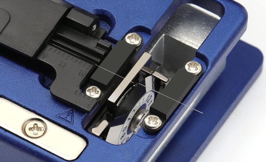 Khả năng cắt sợi quang của Sumitomo FC-6S (Nhật Bản)