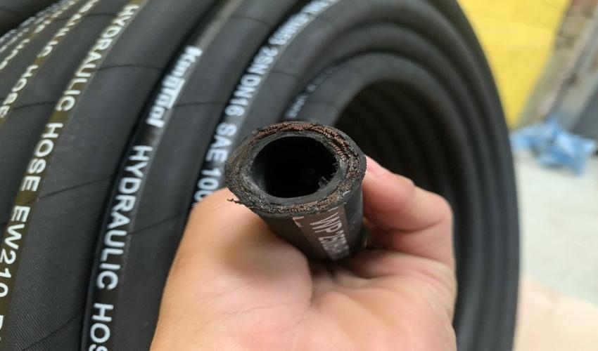 Khi nào nên chọn ống thủy lực bố vải