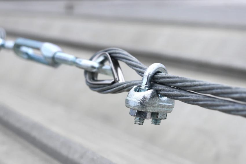 Khóa cáp vận hành ra sao?