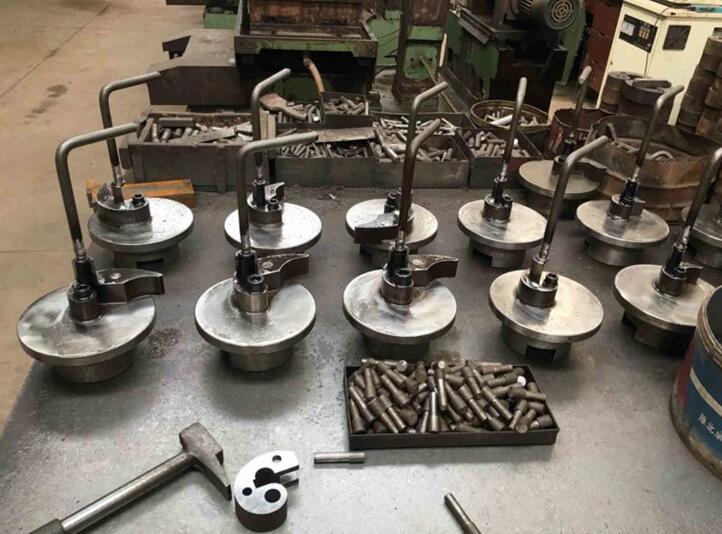 Công dụng của máy uốn hoa văn 1