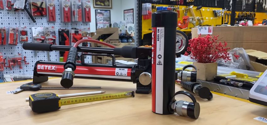 Kích thủy lực 2 tấn 4