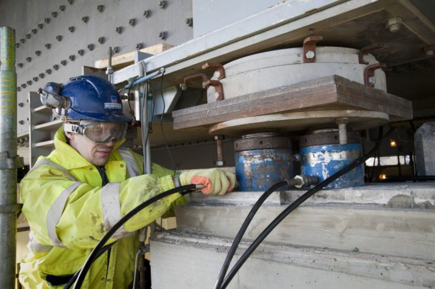 Kích thủy lực 30 tấn 1