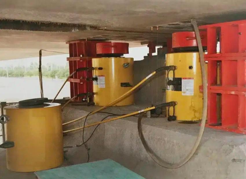 Công dụng của kích thủy lực 500 tấn