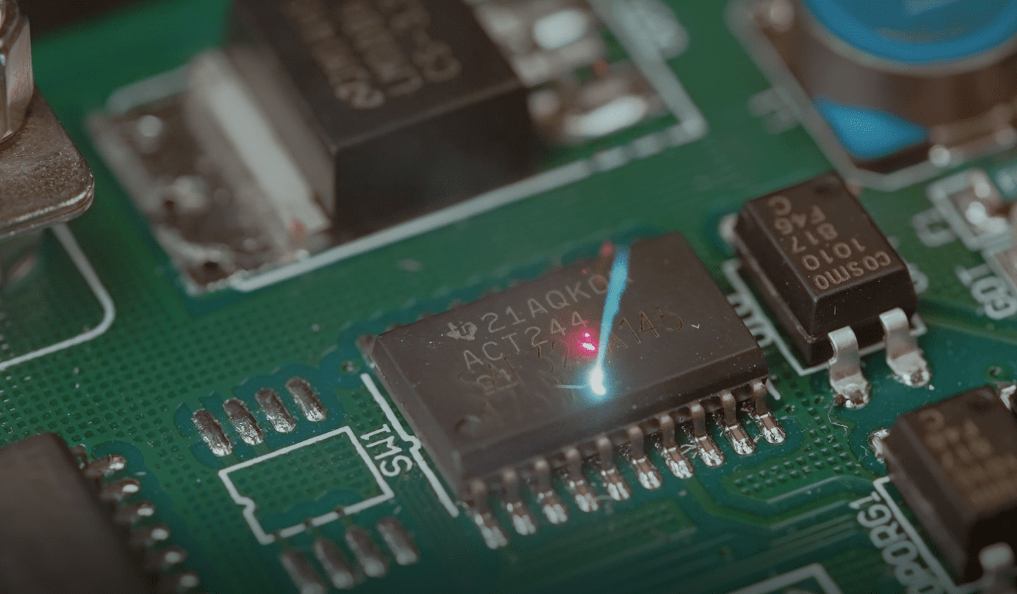 Ứng dụng máy khắc laser trong thực tế 6