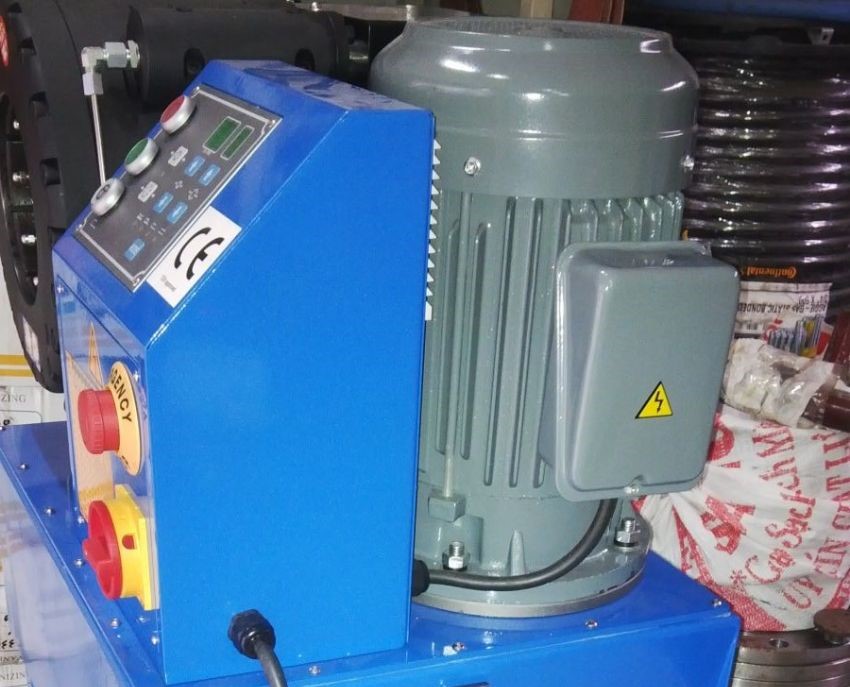 Máy bấm ống thuỷ lực YL-32