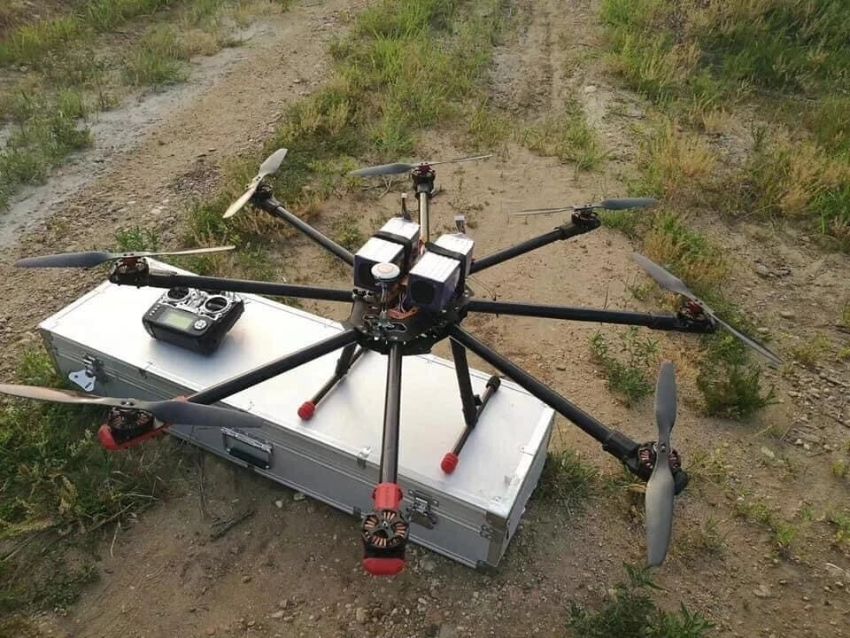 Giá máy bay rải dây mồi là bao nhiêu?