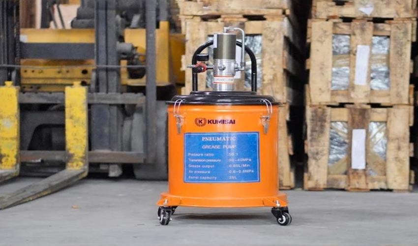 Máy bơm mỡ khí nén