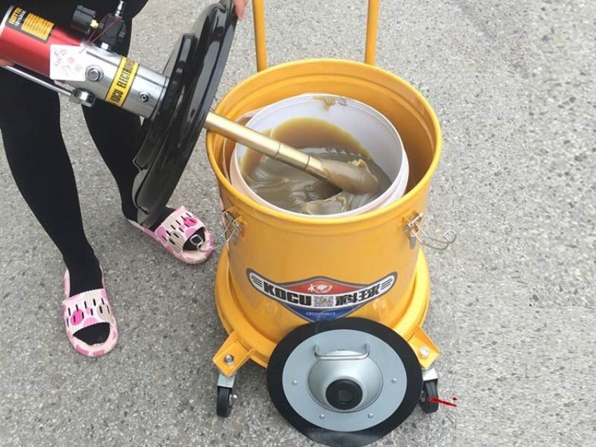 Độ bền vượt trội của máy bơm mỡ khí nén