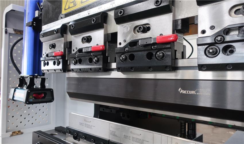 Máy chấn điện servo ACCURL 6