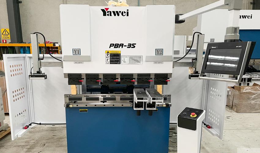 Máy chấn tôn CNC YAWEI PBA 35/1250 2