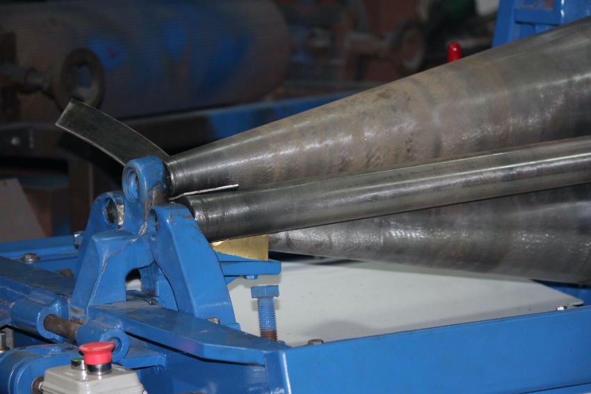 Thông số kỹ thuật của máy côn hộp vuông từ ống tròn tạo chân bàn ghế MY-76