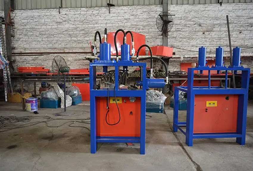 Máy đột dập thủy lực 1 đầu R100 - 4kW