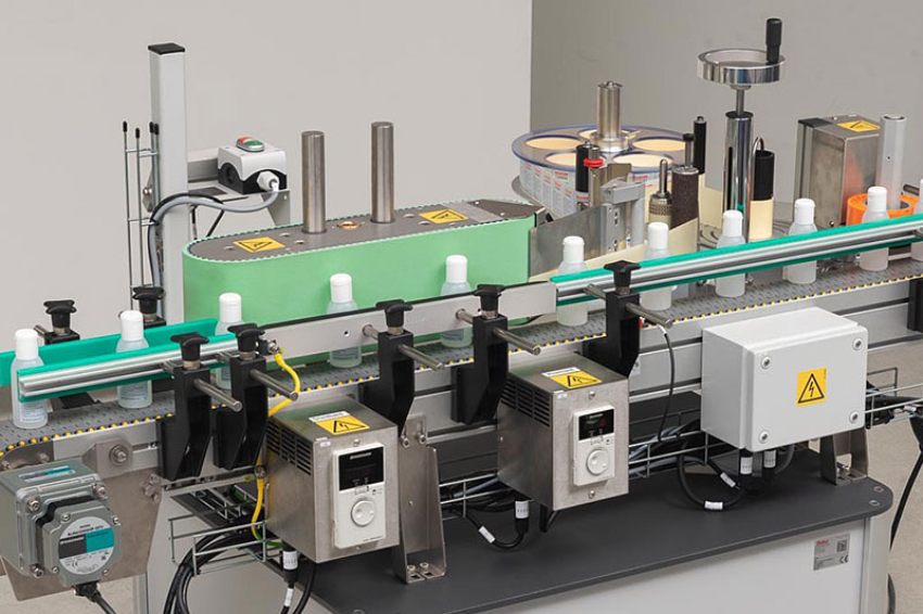 Máy dán nhãn tự động