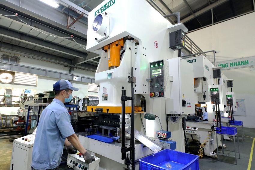 Những lưu ý an toàn khi sử dụng máy dập