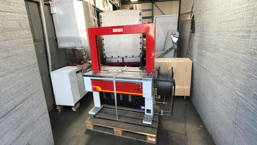 Máy đóng đai tự động