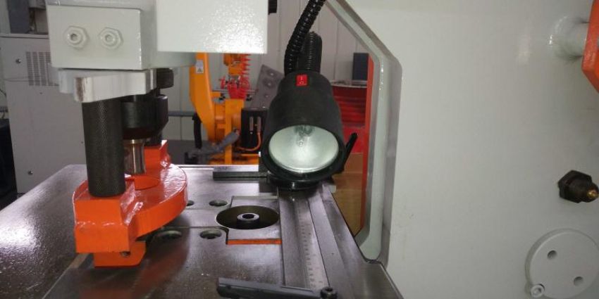 Lựa chọn máy đột dập liên hợp tốt nhất