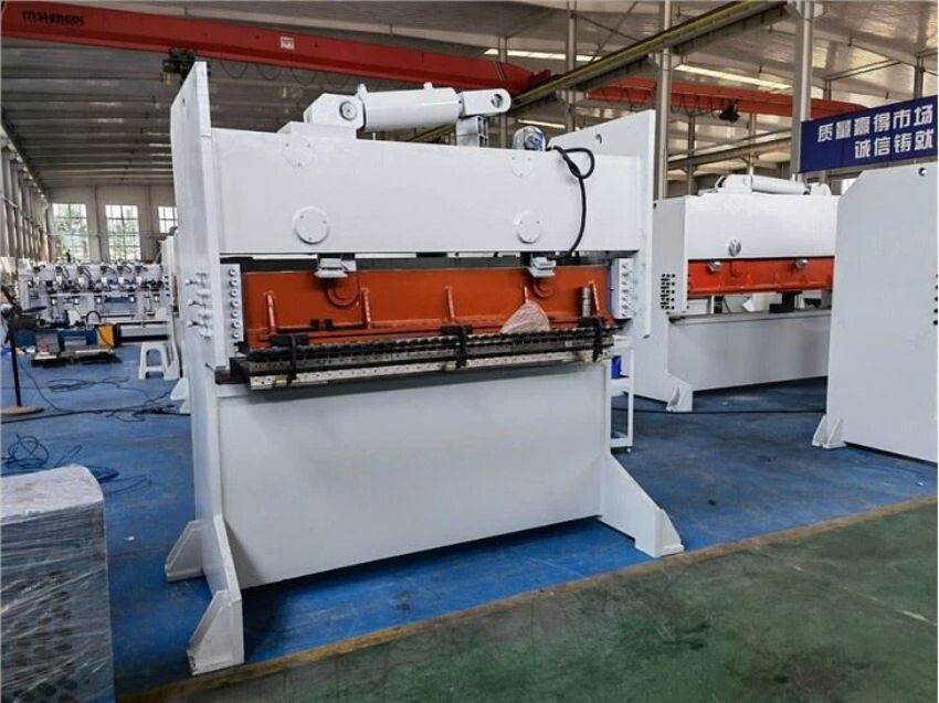 Lợi ích của máy đột dập thủy lực