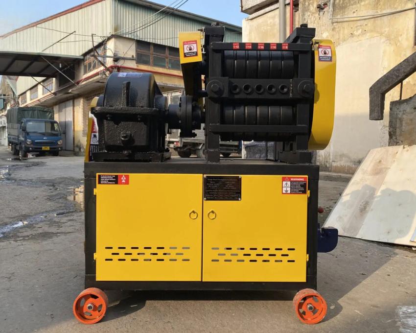 Máy duỗi sắt phế liệu làm việc như thế nào?