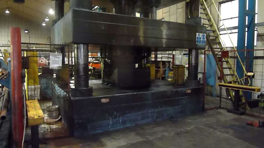 Ứng dụng của máy ép thủy lực 1000 tấn