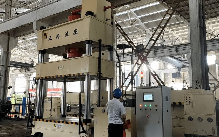 Công dụng máy ép thủy lực 500 tấn