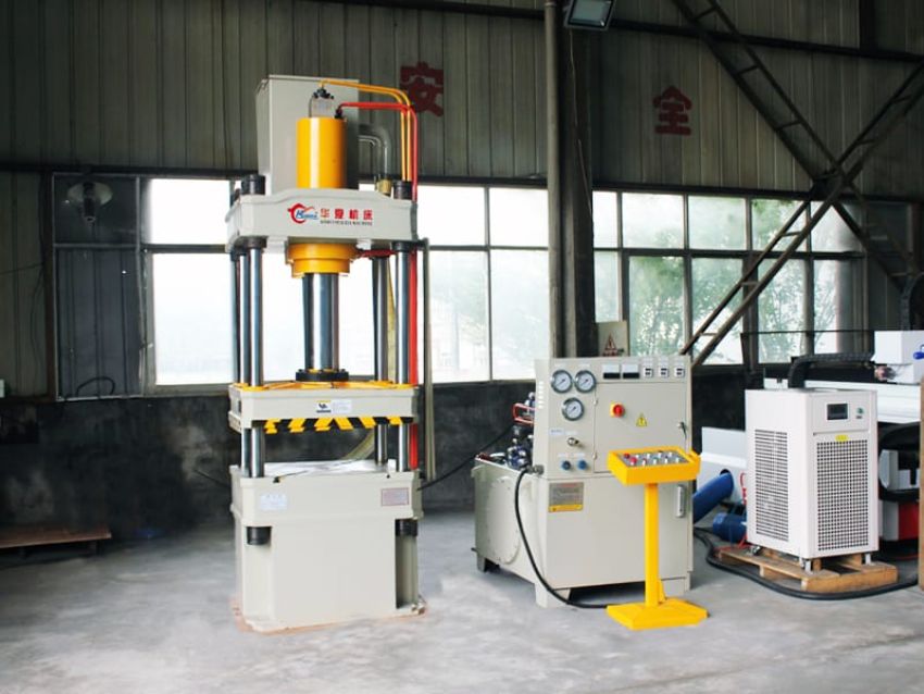 Máy ép thủy lực 4 trụ