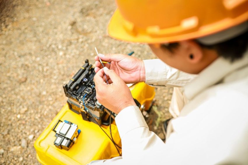 Máy hàn cáp quang có mức giá bao nhiêu?