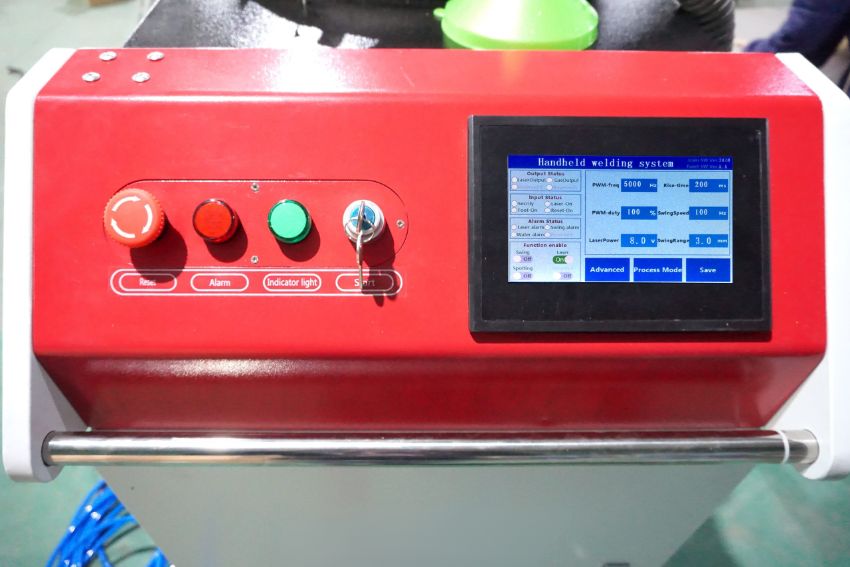 Cấu tạo máy hàn Laser 3