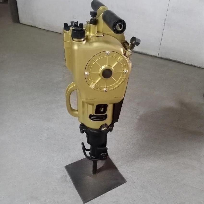 Máy khoan đá YN30A 4