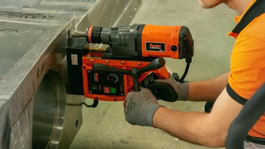 Máy khoan từ là thiết bị gì?