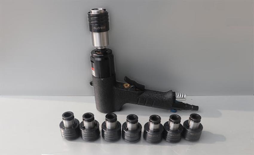 Máy ta rô khí nén