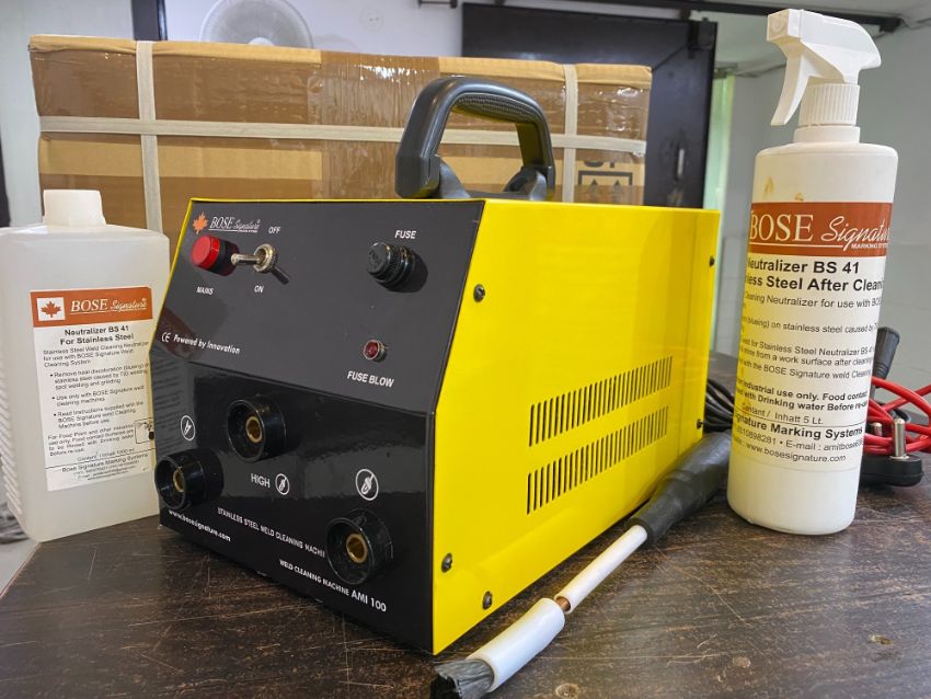 Máy tẩy mối hàn Inox là thiết bị gì?