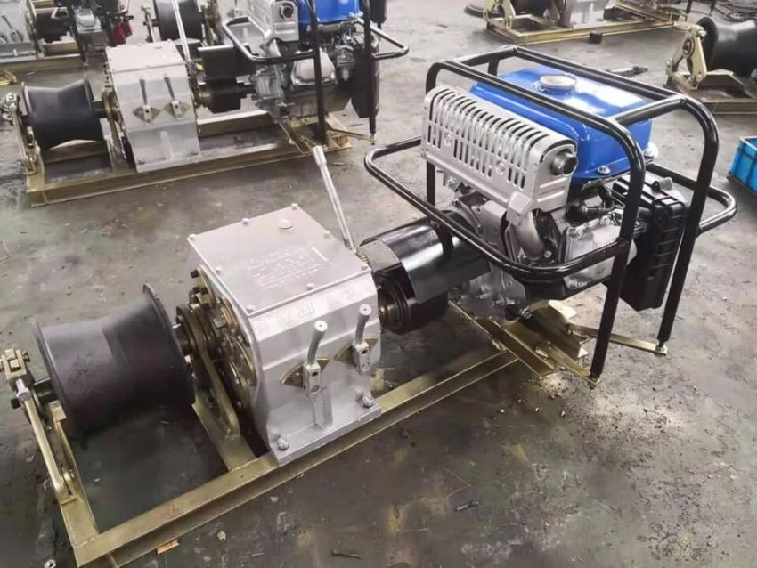 Nhược điểm máy tời chạy xăng dầu