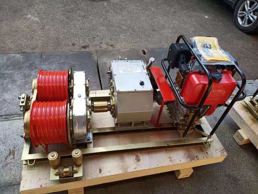 Khái niệm máy tời chạy xăng dầu