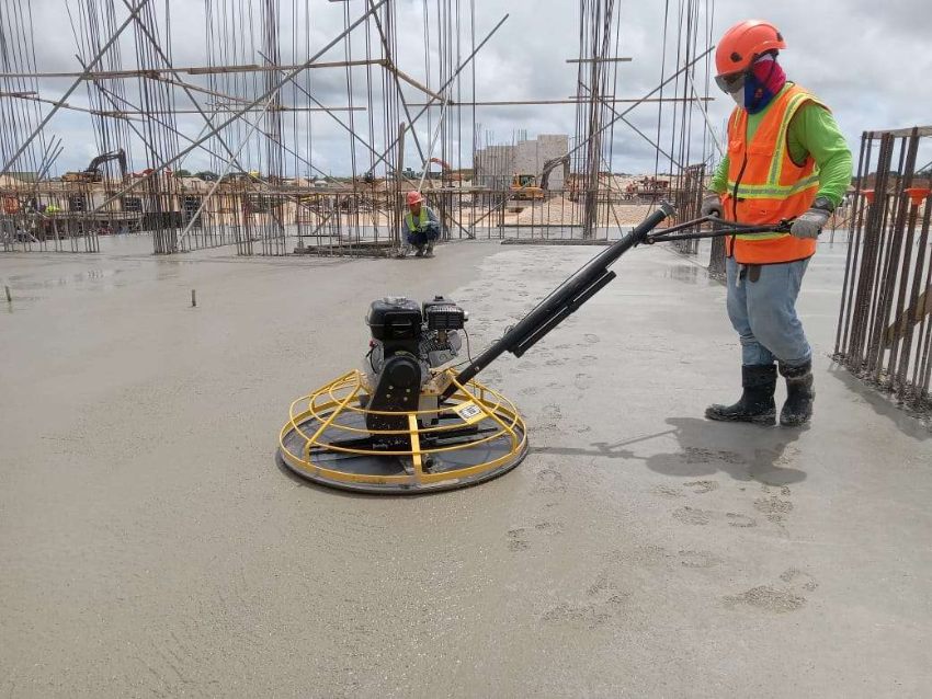 Máy xoa nền bê tông chạy xăng