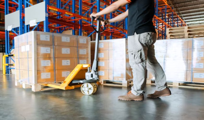 Nguyên lý hoạt động của xe nâng tay 1